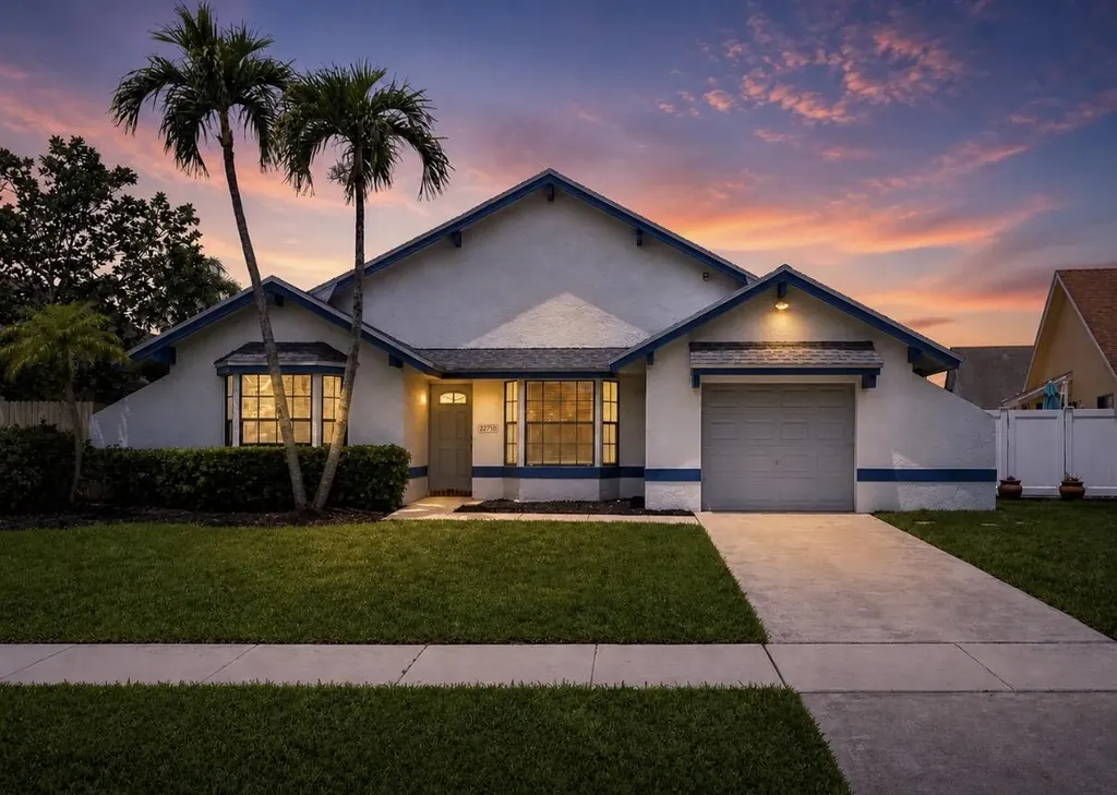 22750 Pickerel Circle Boca Raton FL 33428
