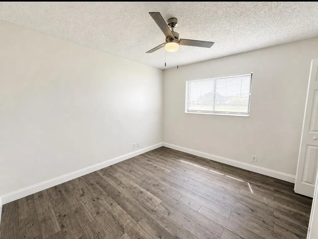 22750 Pickerel Circle Boca Raton FL 33428