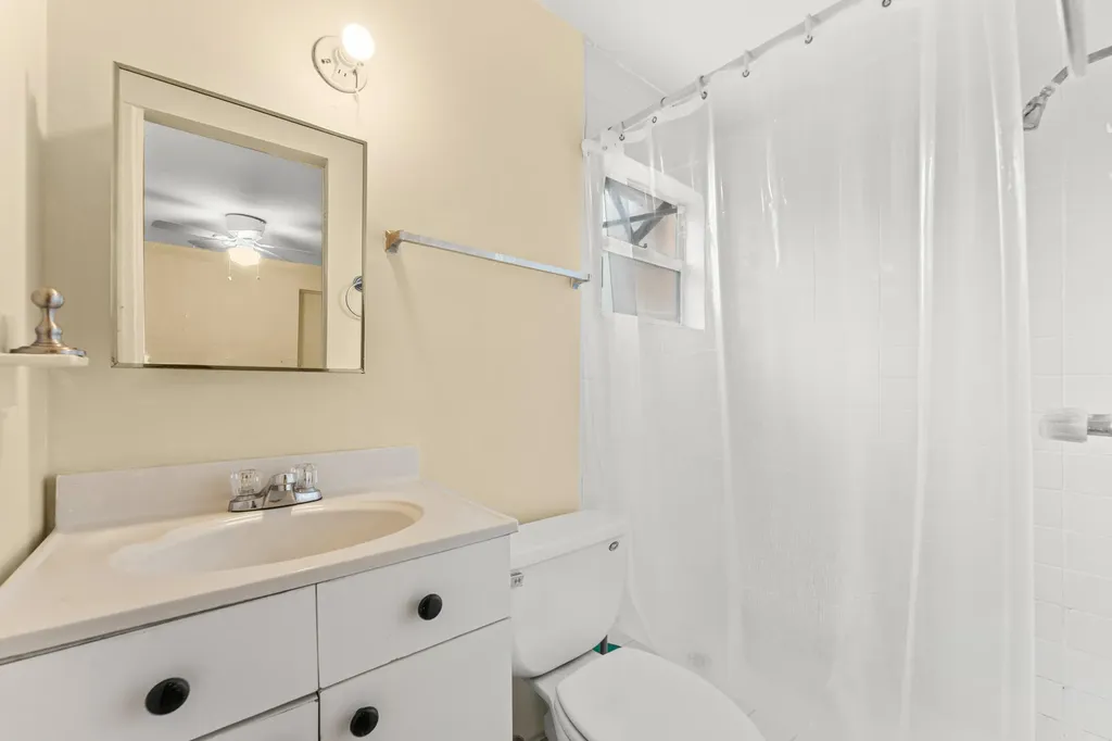 610 SW 10th Court Deerfield Beach FL 33441