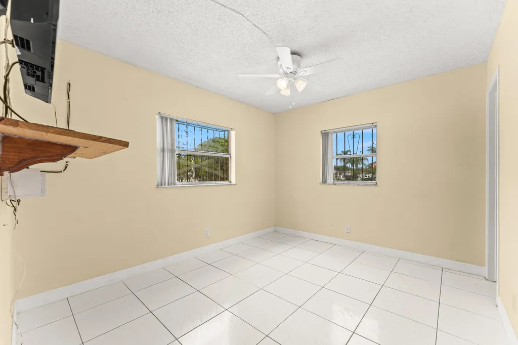 610 SW 10th Court Deerfield Beach FL 33441