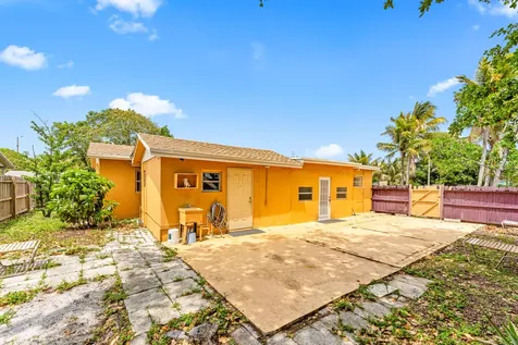 610 SW 10th Court Deerfield Beach FL 33441