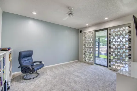 32 Glens Drive E Boynton Beach FL 33436