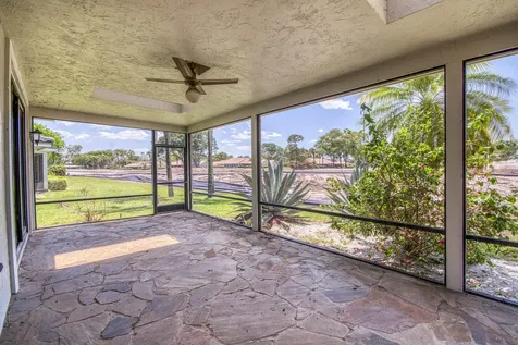 32 Glens Drive E Boynton Beach FL 33436