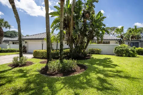 32 Glens Drive E Boynton Beach FL 33436