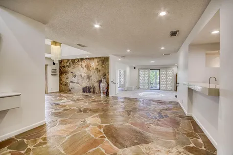 32 Glens Drive E Boynton Beach FL 33436