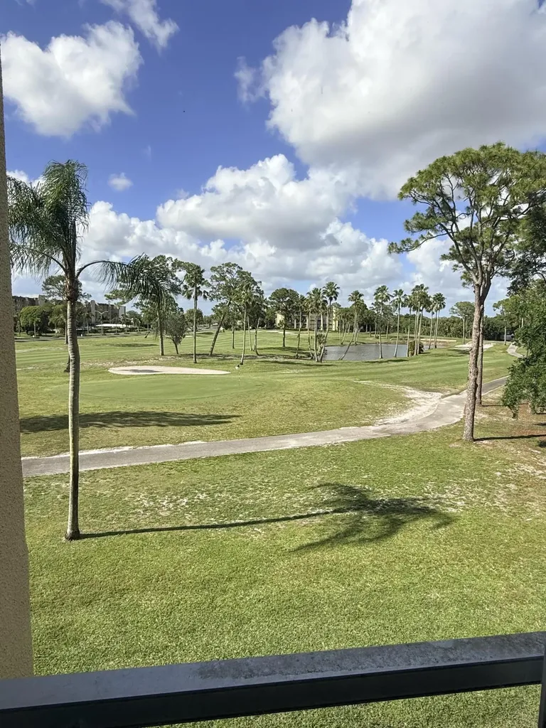 3836 Via Poinciana Lake Worth FL 33467