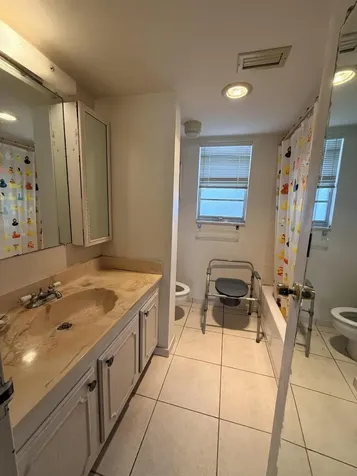 3836 Via Poinciana Lake Worth FL 33467