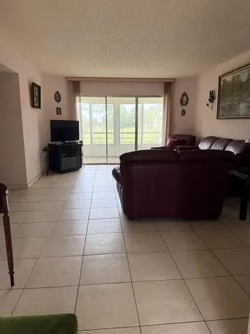 3836 Via Poinciana Lake Worth FL 33467
