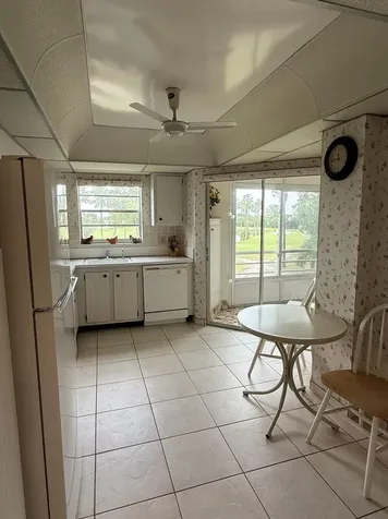 3836 Via Poinciana Lake Worth FL 33467