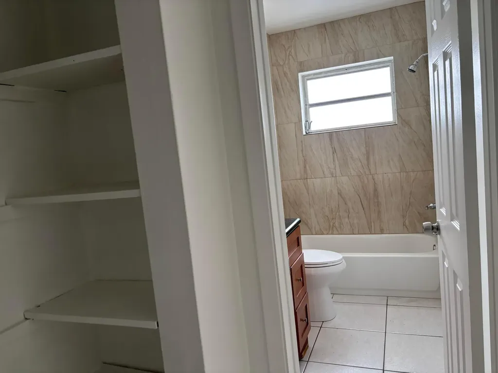 1916 SW 11th Street Fort Lauderdale FL 33312