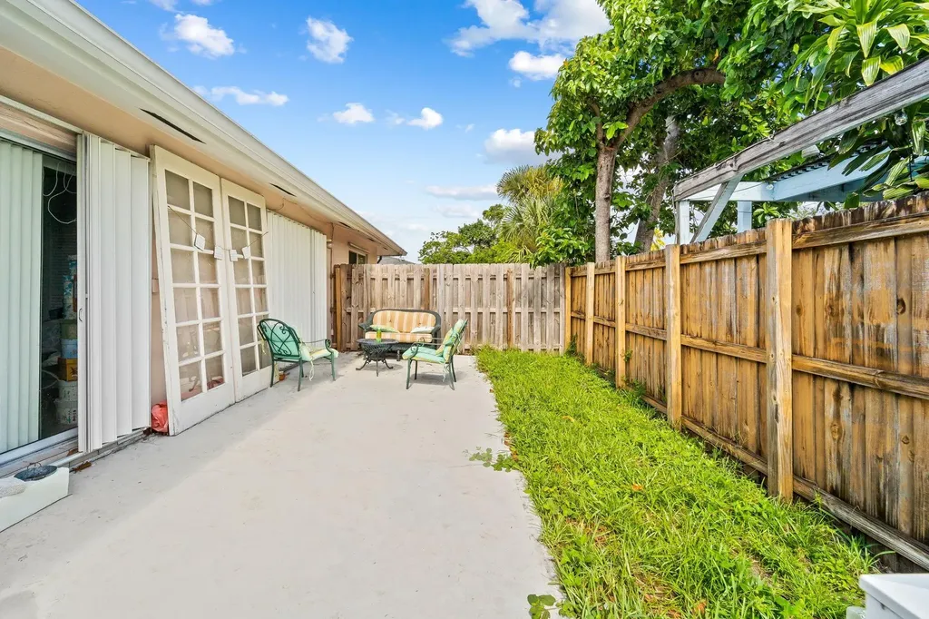 1681 NE 56th Street Fort Lauderdale FL 33334