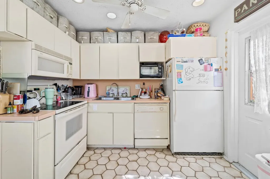 1681 NE 56th Street Fort Lauderdale FL 33334