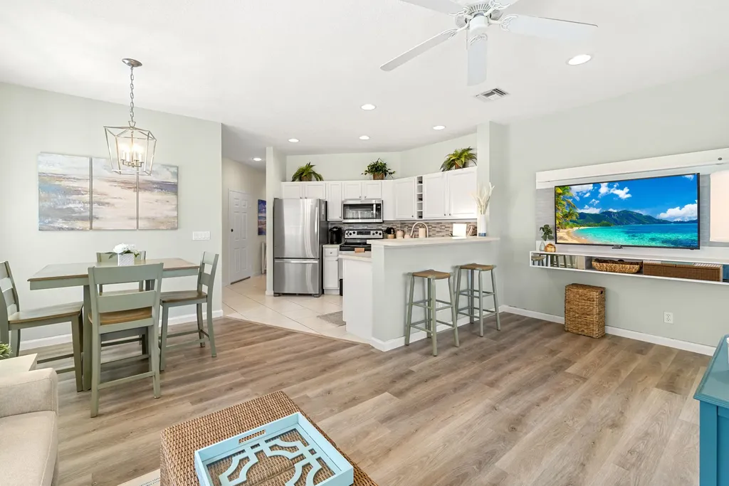 8228 Mulligan Circle Port St Lucie FL 34986