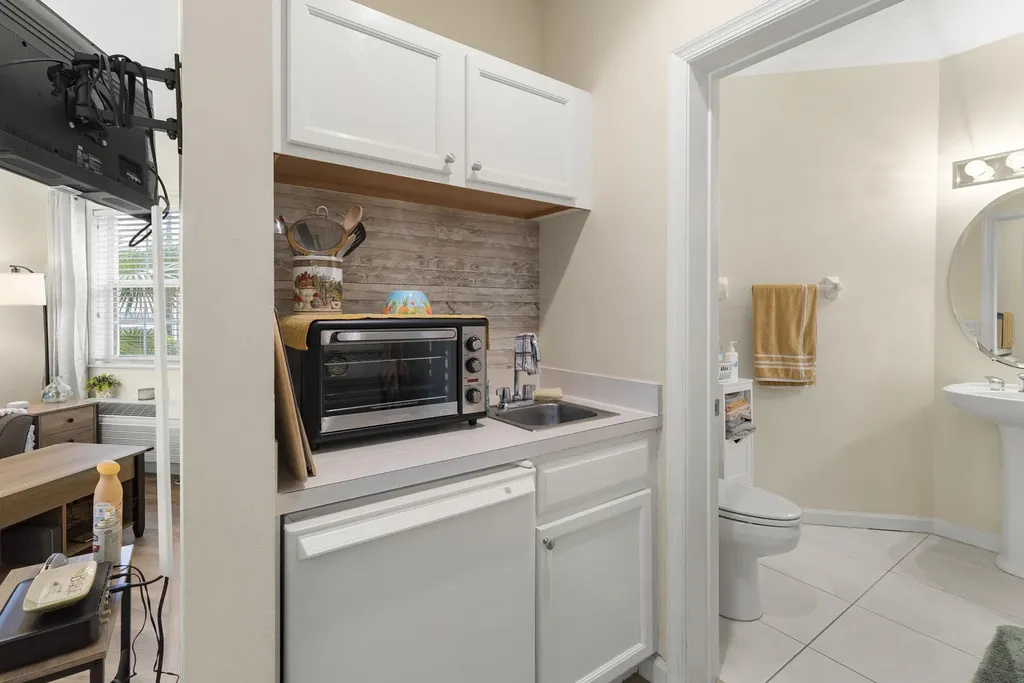 8228 Mulligan Circle Port St Lucie FL 34986