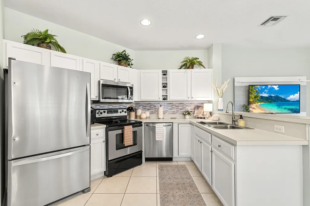8228 Mulligan Circle Port St Lucie FL 34986