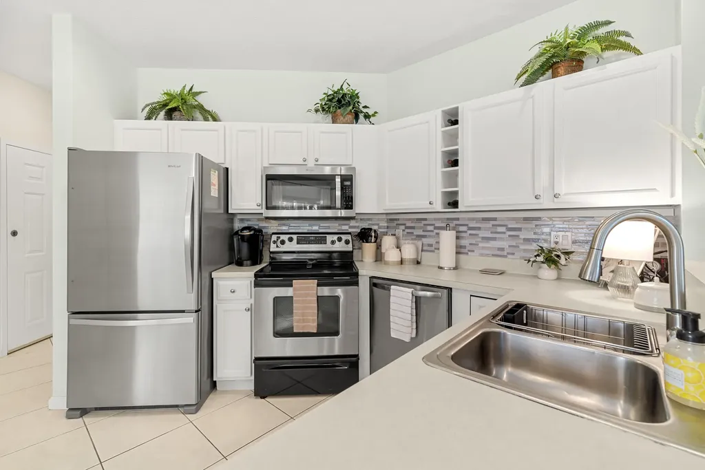 8228 Mulligan Circle Port St Lucie FL 34986
