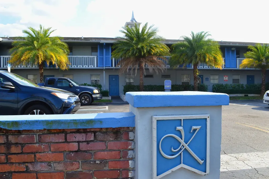 491 NW 42nd Avenue Plantation FL 33317