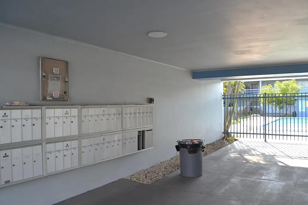 491 NW 42nd Avenue Plantation FL 33317