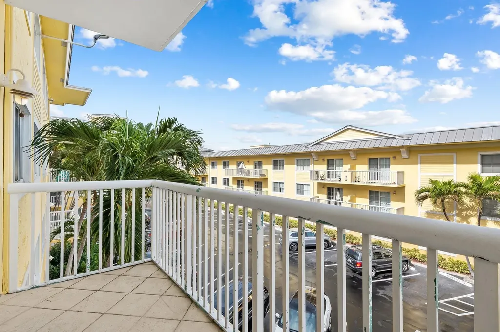 1515 E Broward Boulevard Fort Lauderdale FL 33301