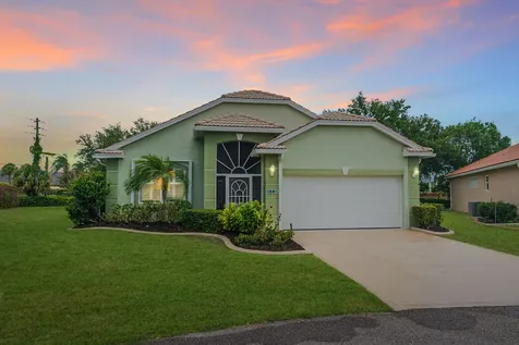 880 NW Sarria Court Port St Lucie FL 34986