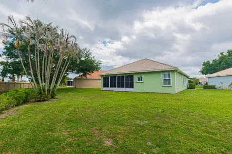 880 NW Sarria Court Port St Lucie FL 34986