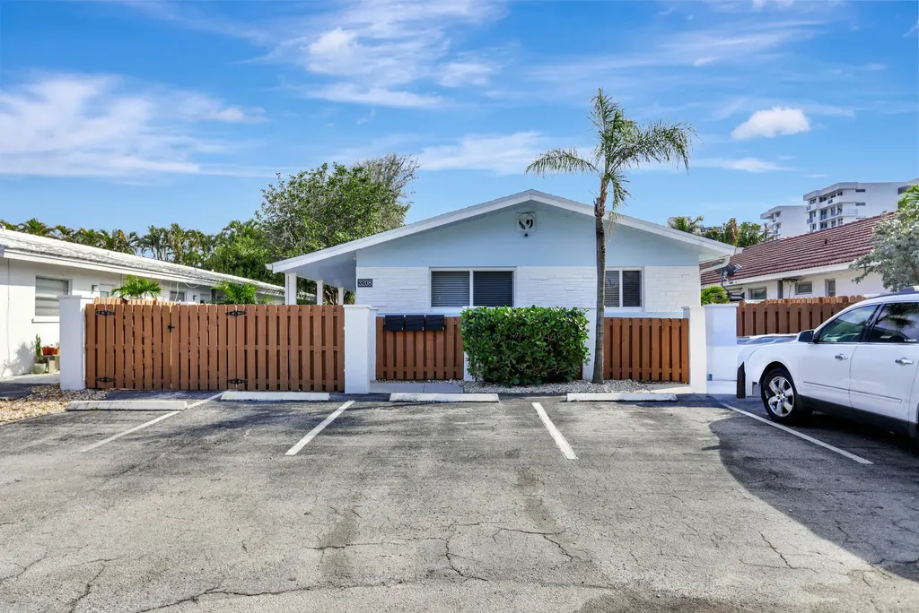 3208 Marine Drive Pompano Beach FL 33062