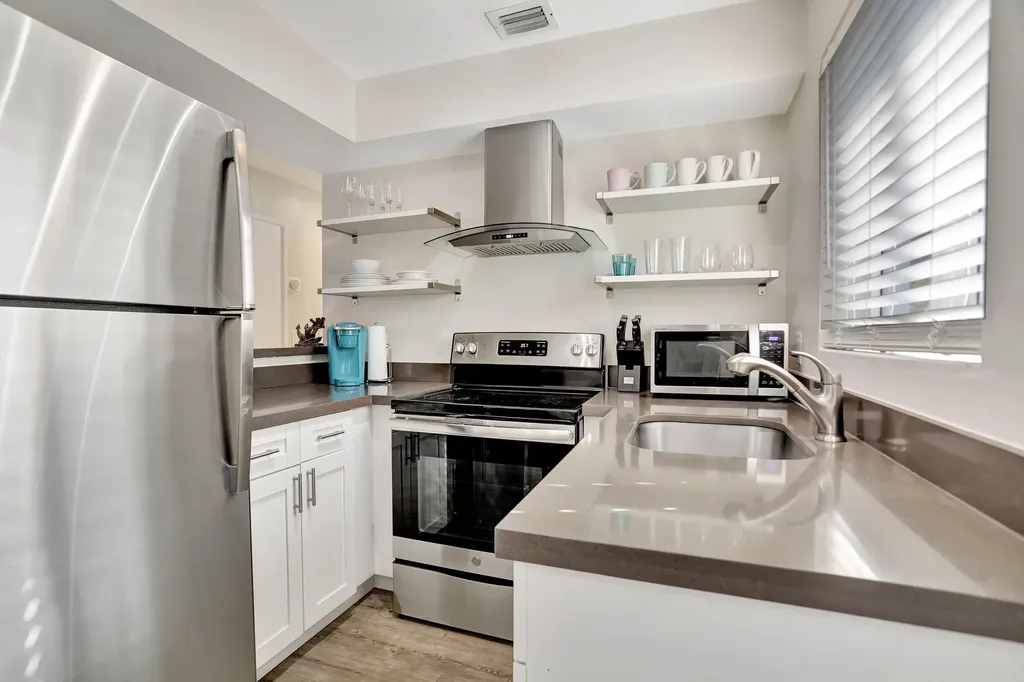 3208 Marine Drive Pompano Beach FL 33062