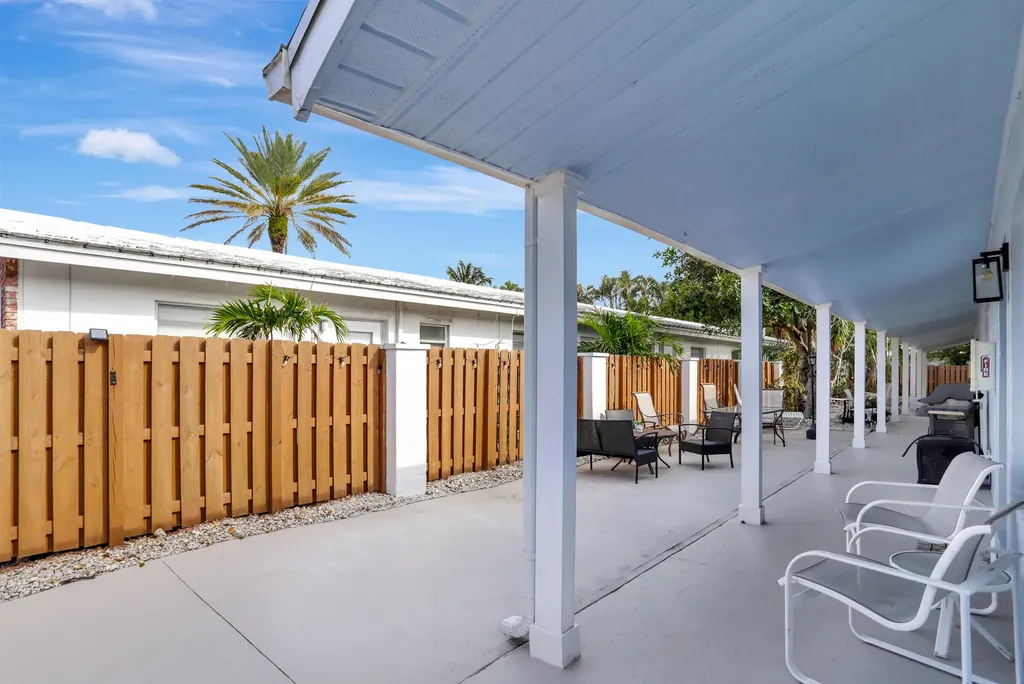 3208 Marine Drive Pompano Beach FL 33062