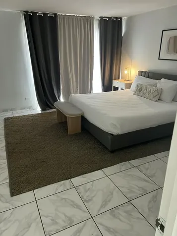 2100 NE 33rd Avenue Fort Lauderdale FL 33305