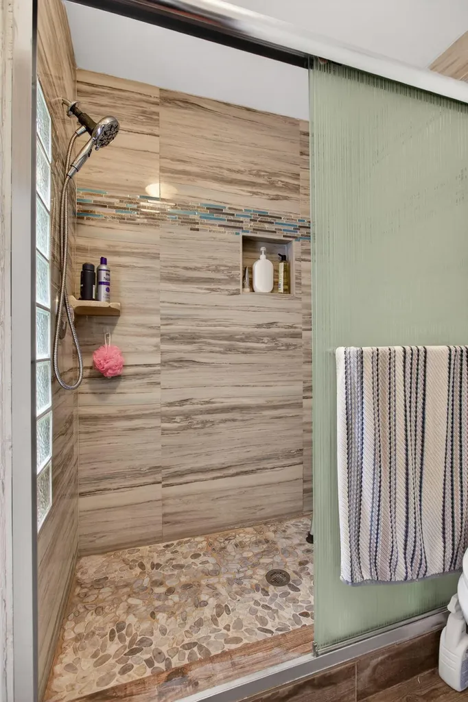 5028 NW 11th Way Deerfield Beach FL 33064