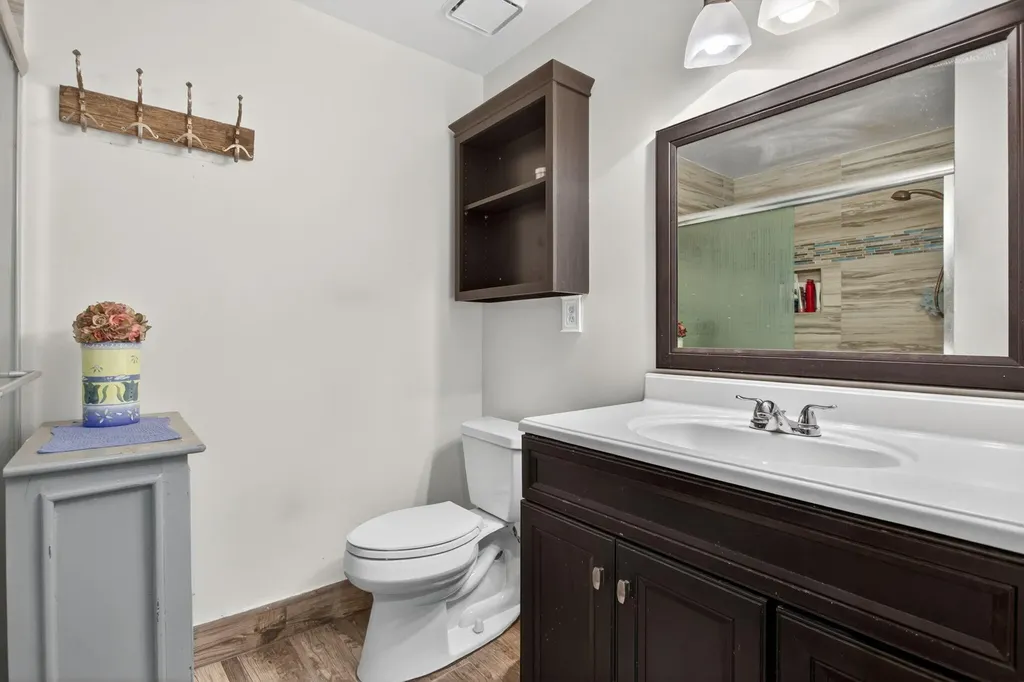 5028 NW 11th Way Deerfield Beach FL 33064