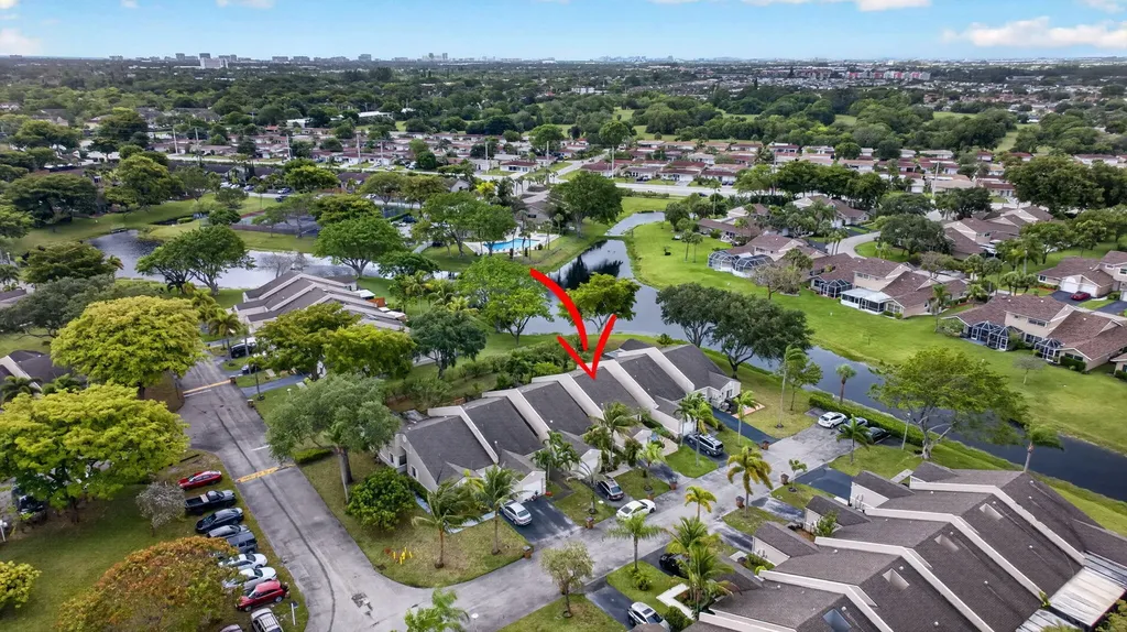 5028 NW 11th Way Deerfield Beach FL 33064