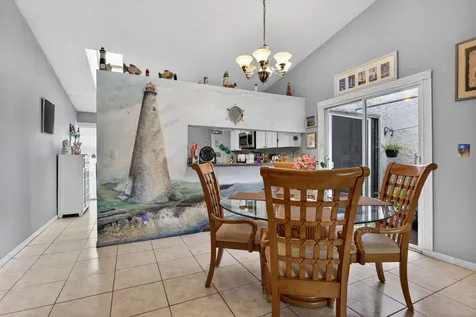 5028 NW 11th Way Deerfield Beach FL 33064