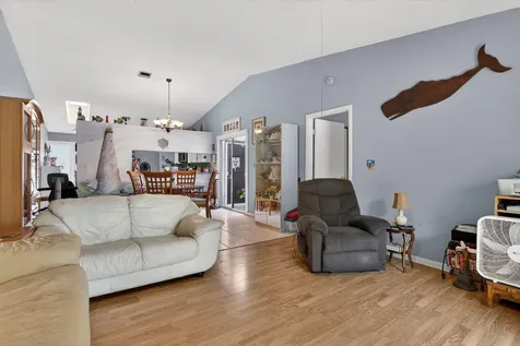 5028 NW 11th Way Deerfield Beach FL 33064