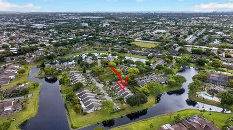 5028 NW 11th Way Deerfield Beach FL 33064