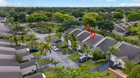 5028 NW 11th Way Deerfield Beach FL 33064