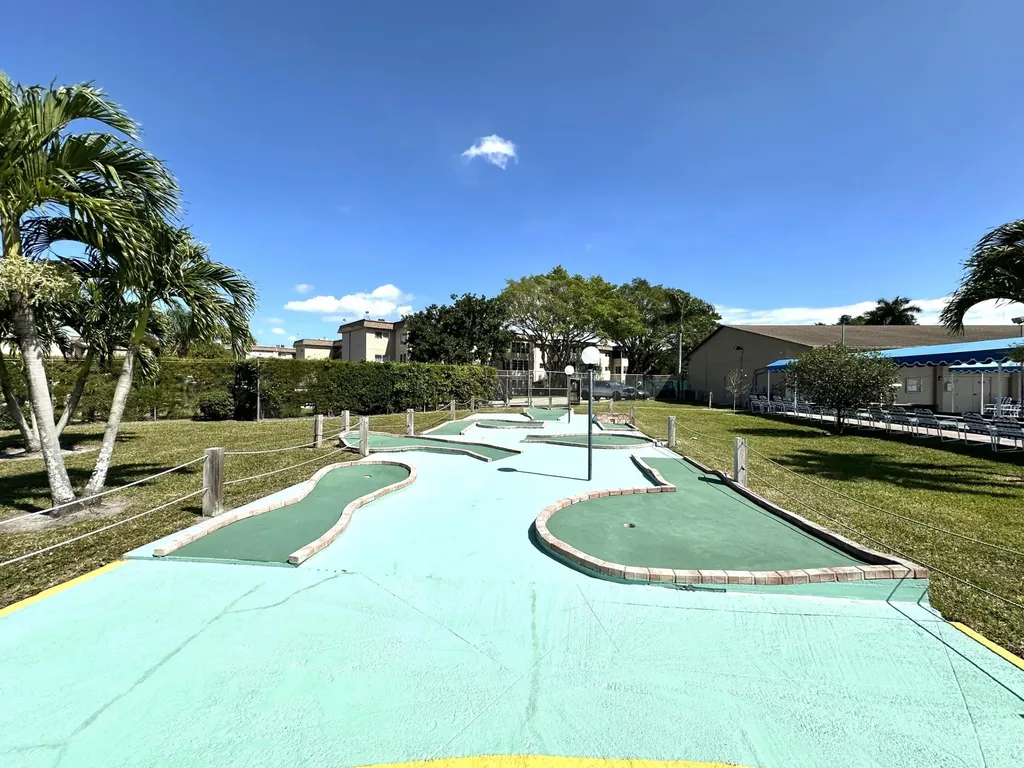 200 Bonnie Boulevard Palm Springs FL 33461
