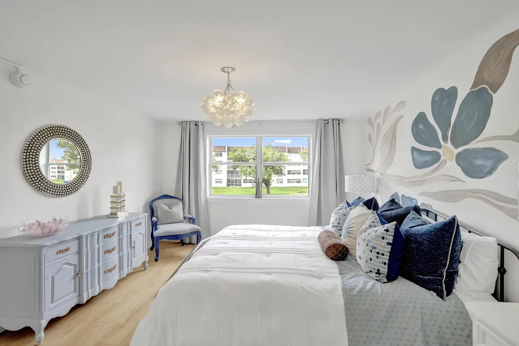 2551 NW 103rd Avenue Sunrise FL 33322