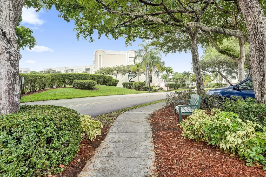 2551 NW 103rd Avenue Sunrise FL 33322
