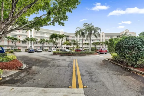 2551 NW 103rd Avenue Sunrise FL 33322