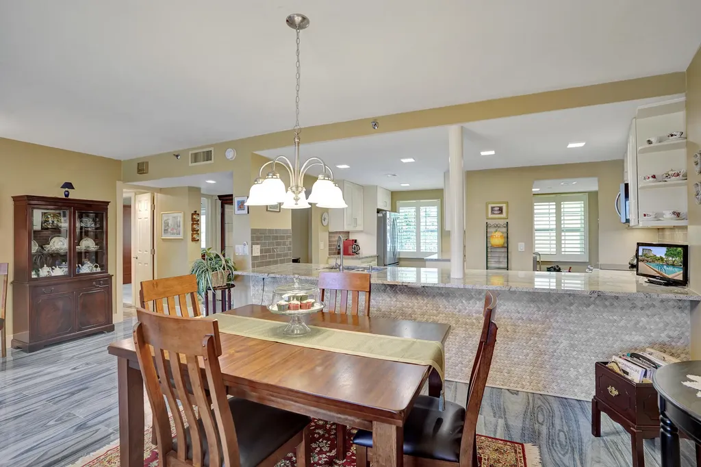 3499 Oaks Way Pompano Beach FL 33069