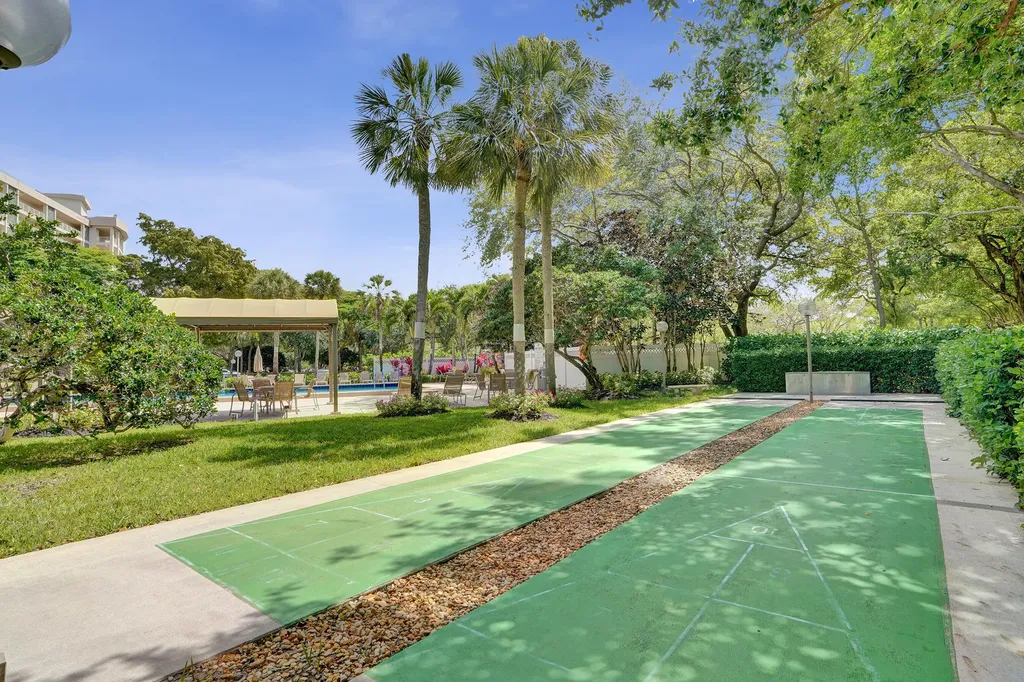 3499 Oaks Way Pompano Beach FL 33069
