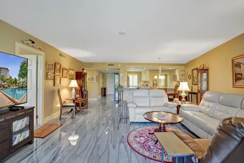 3499 Oaks Way Pompano Beach FL 33069