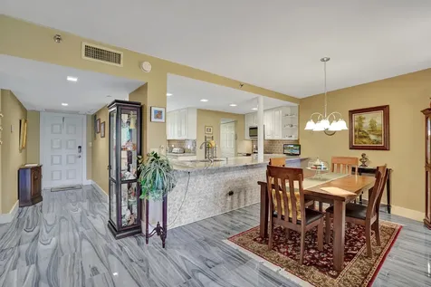 3499 Oaks Way Pompano Beach FL 33069
