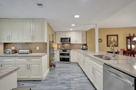 3499 Oaks Way Pompano Beach FL 33069