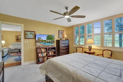 3499 Oaks Way Pompano Beach FL 33069