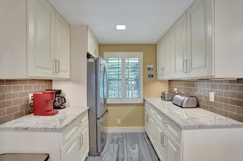 3499 Oaks Way Pompano Beach FL 33069
