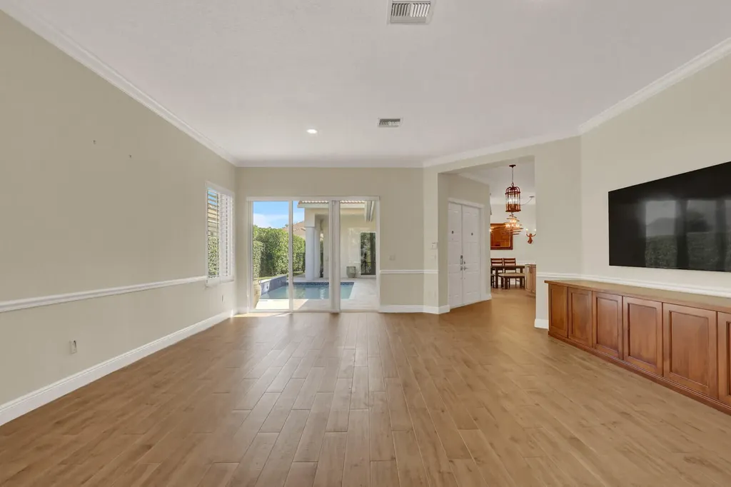 2931 Twin Oaks Way Wellington FL 33414
