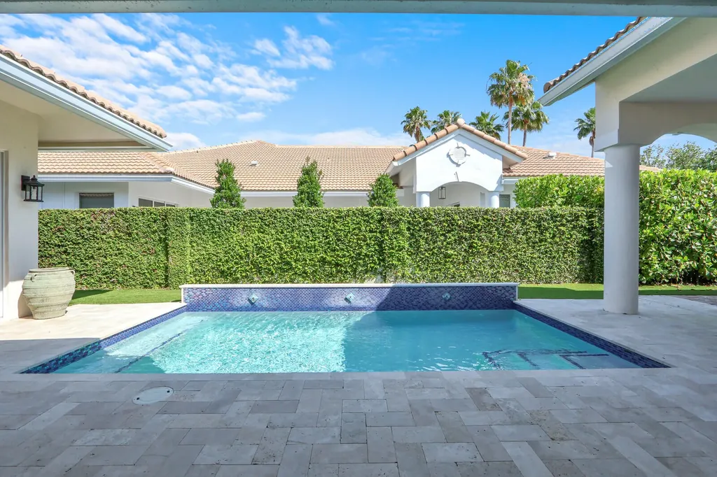 2931 Twin Oaks Way Wellington FL 33414