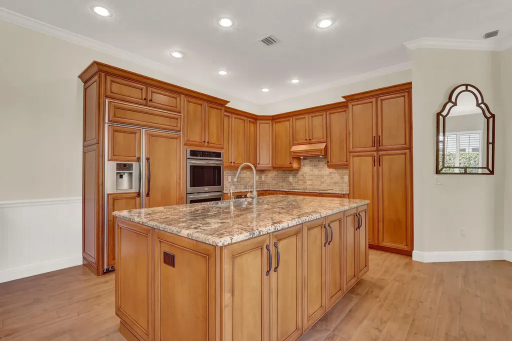 2931 Twin Oaks Way Wellington FL 33414